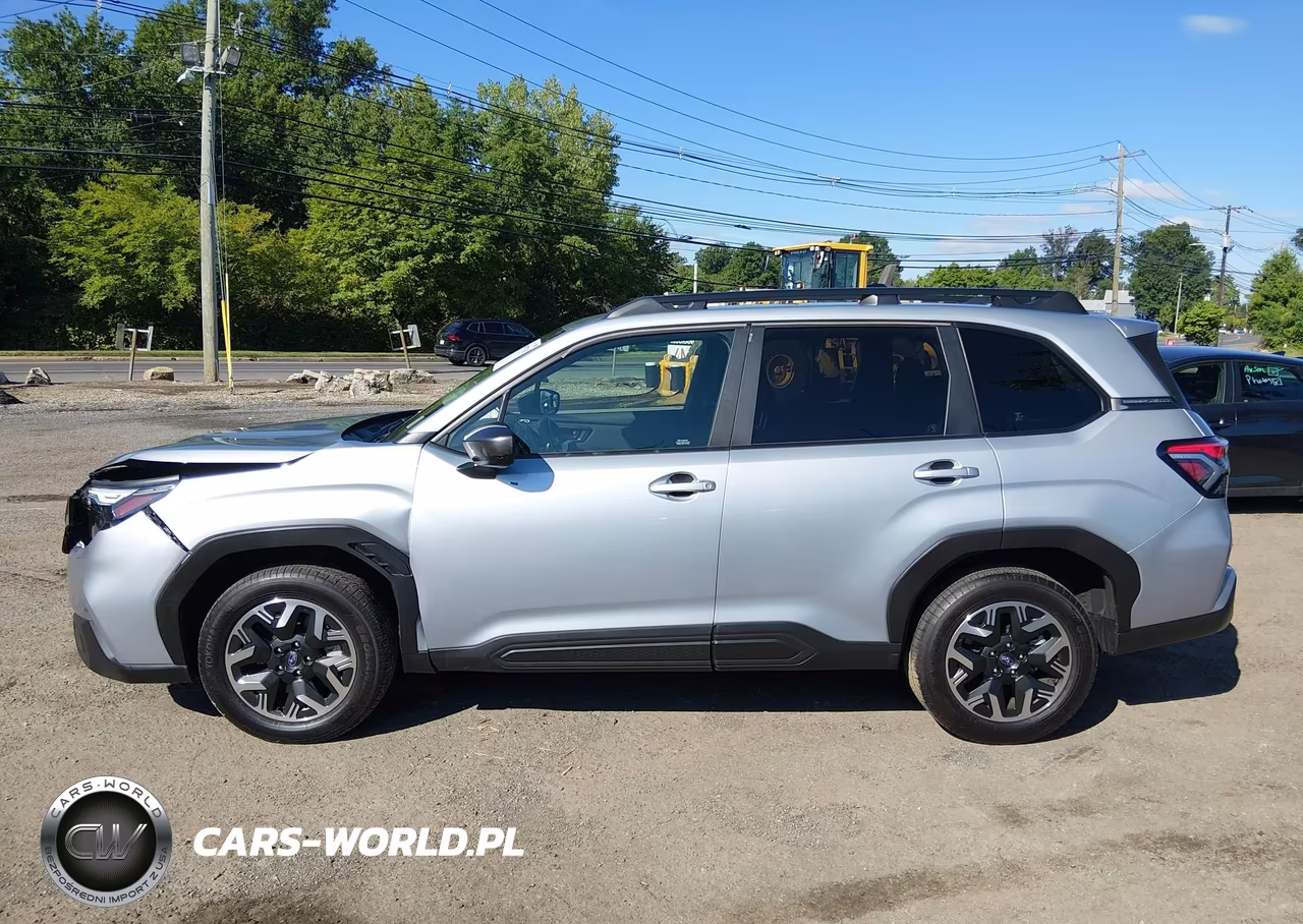 2025 Subaru Forester Premium VIN:JF2SLDDCXSH546872 - 14