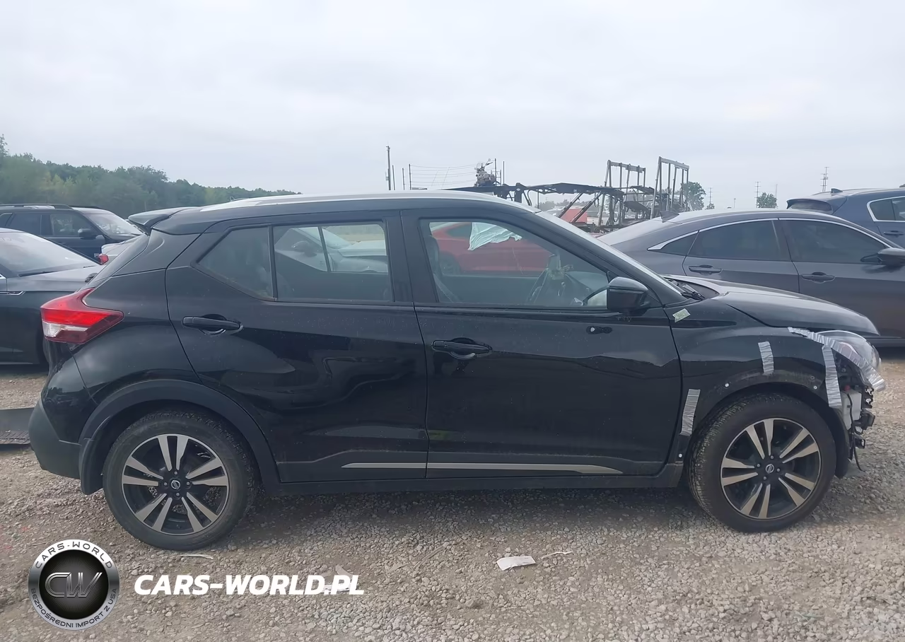 2019 Nissan Kicks Sr VIN:3N1CP5CU1KL545170 - 14