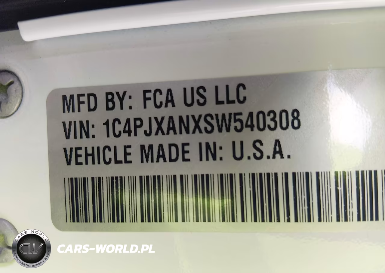 2025 Jeep Wrangler 2-Door Sport 4X4 VIN:1C4PJXANXSW540308 - 9