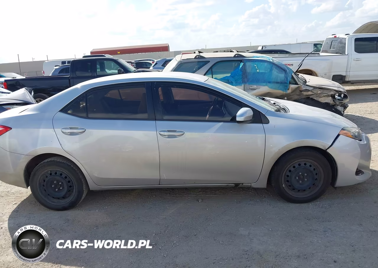 2019 Toyota Corolla Le VIN:5YFBURHE4KP856508 - 13