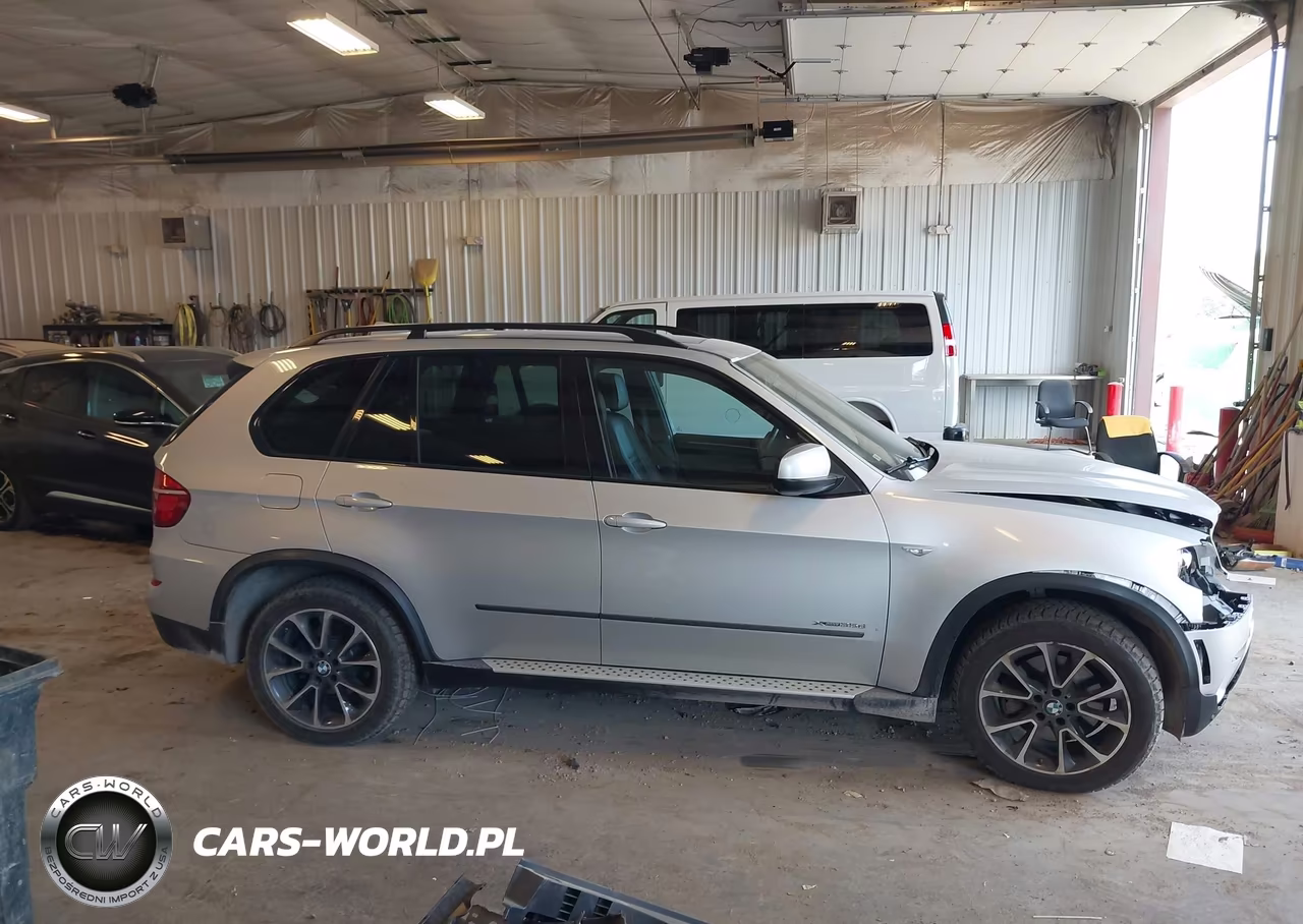 2012 BMW X5 xDrive35D VIN:5UXZW0C53CL669412 - 13