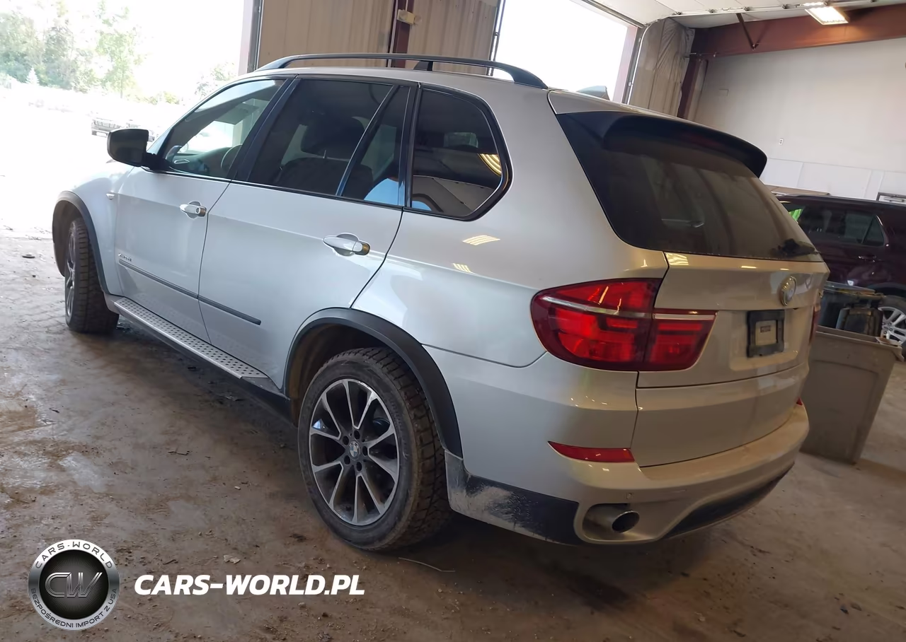 2012 BMW X5 xDrive35D VIN:5UXZW0C53CL669412 - 3
