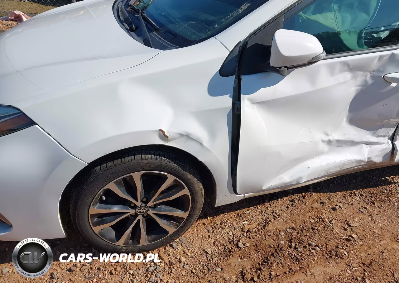 2017 Toyota Corolla Se VIN:5YFBURHE2HP669681 - 6