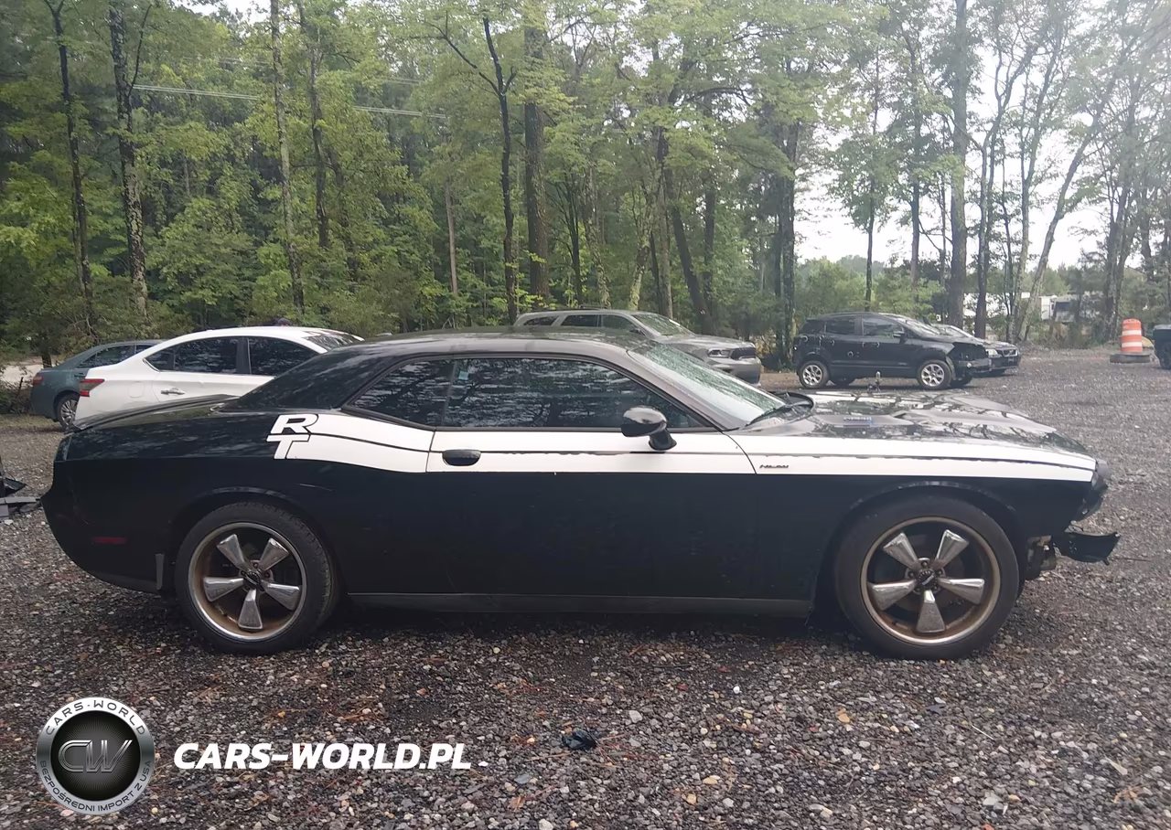 2013 Dodge Challenger R-T Classic VIN:2C3CDYBT0DH536797 - 13