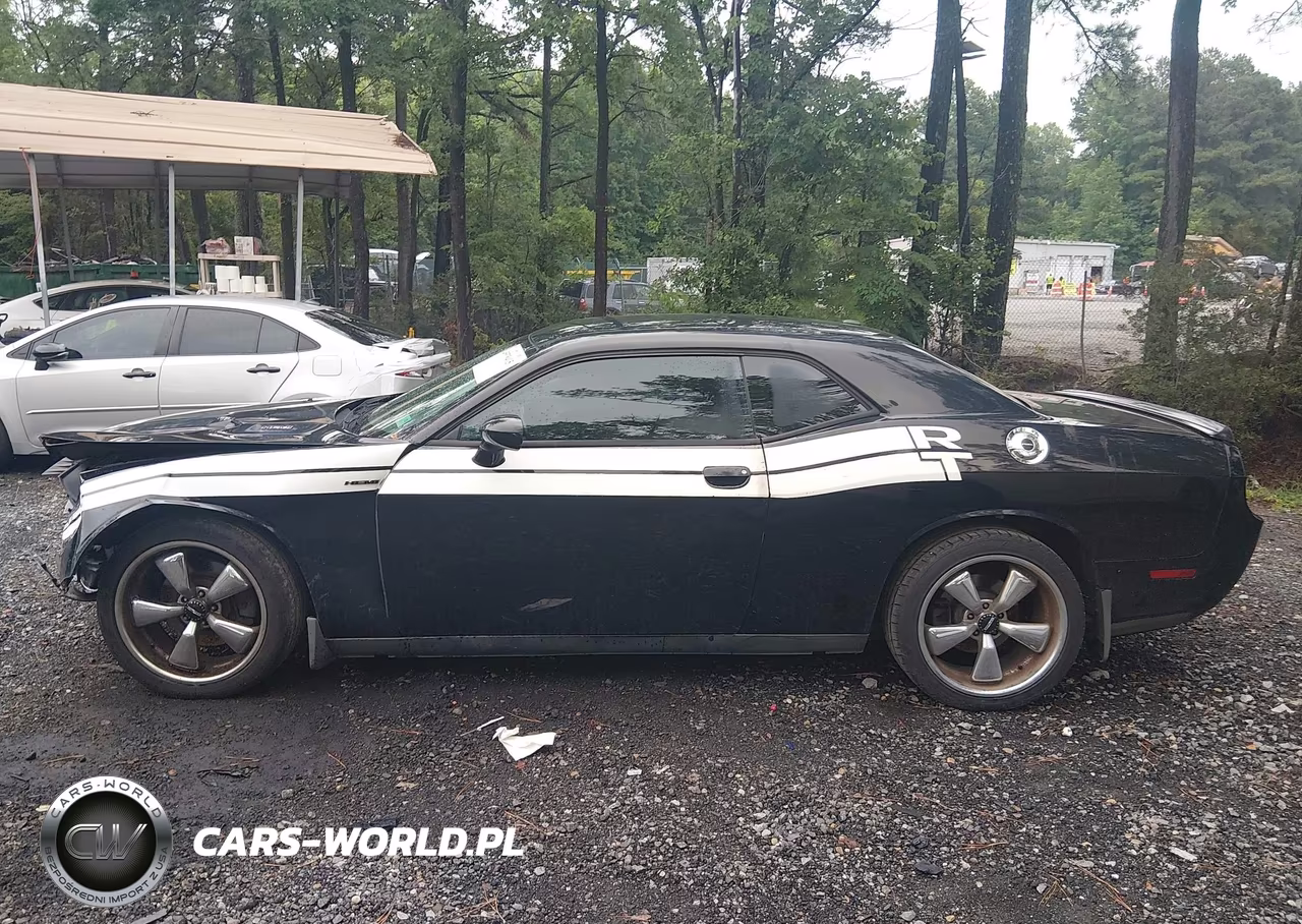 2013 Dodge Challenger R-T Classic VIN:2C3CDYBT0DH536797 - 14