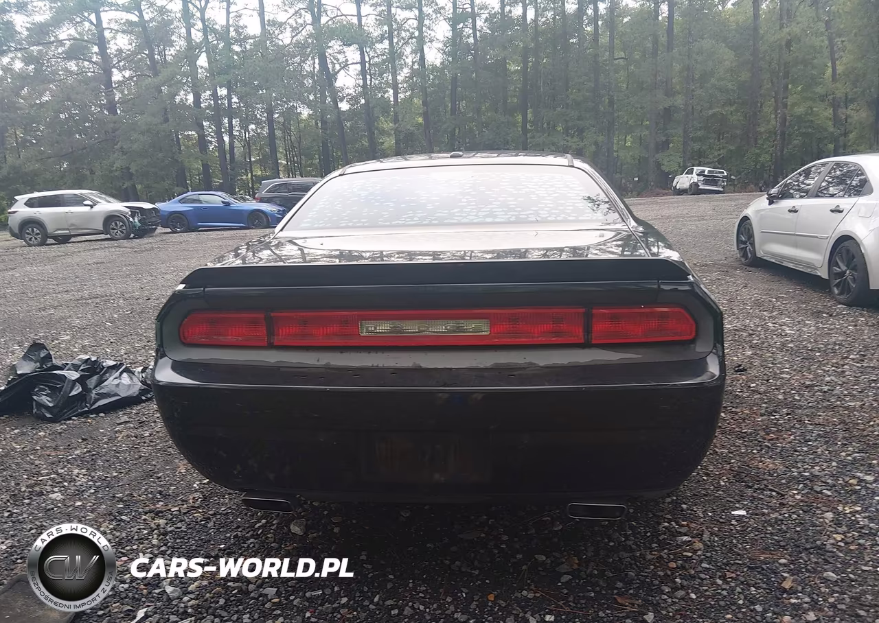 2013 Dodge Challenger R-T Classic VIN:2C3CDYBT0DH536797 - 16