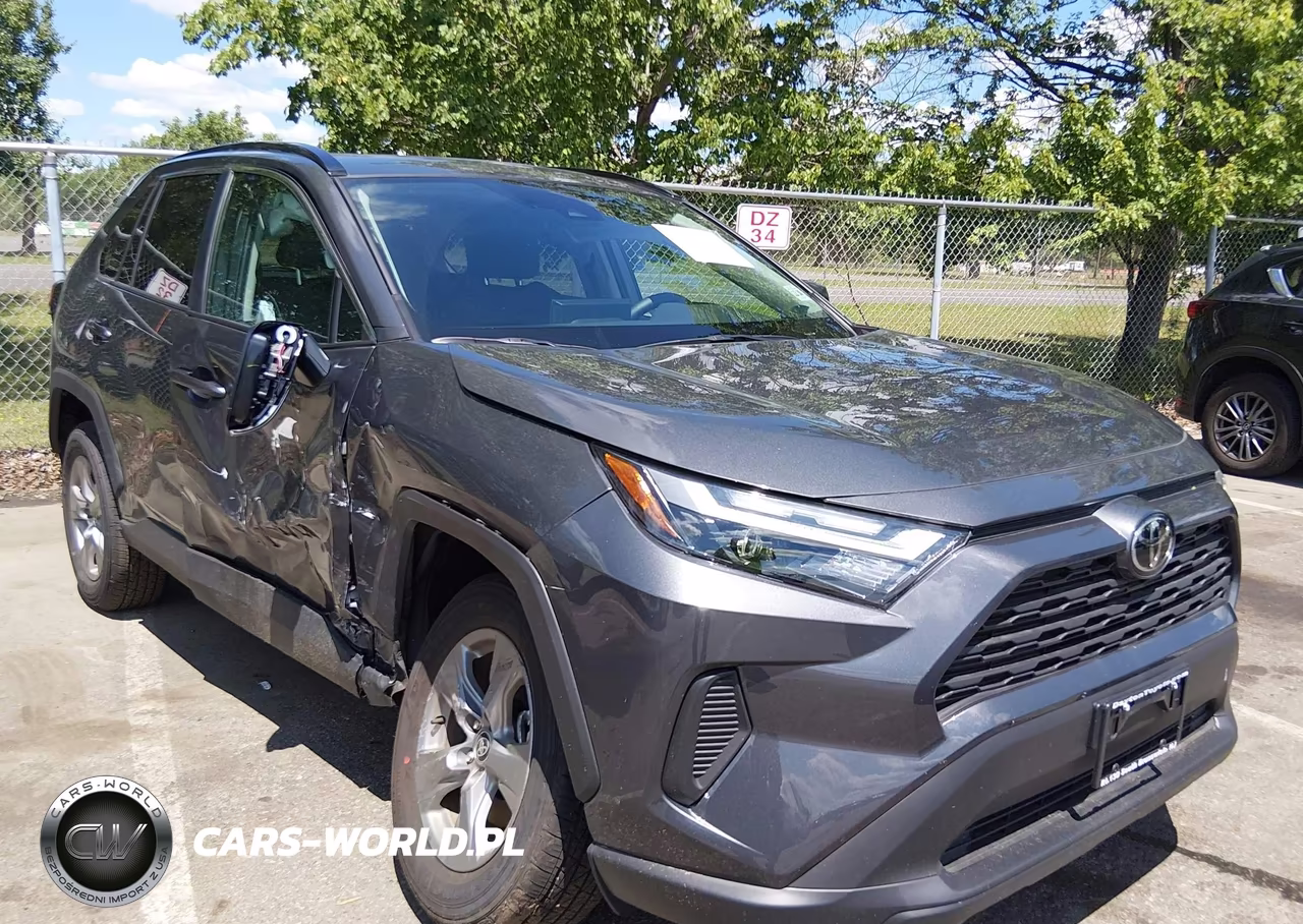 2025 Toyota Rav4 Xle – zdjęcie 1 z 16