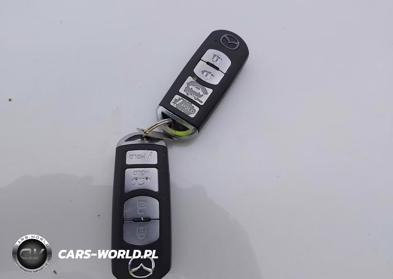 2018 Mazda Mazda6 Touring VIN:JM1GL1VM6J1310852 - 11