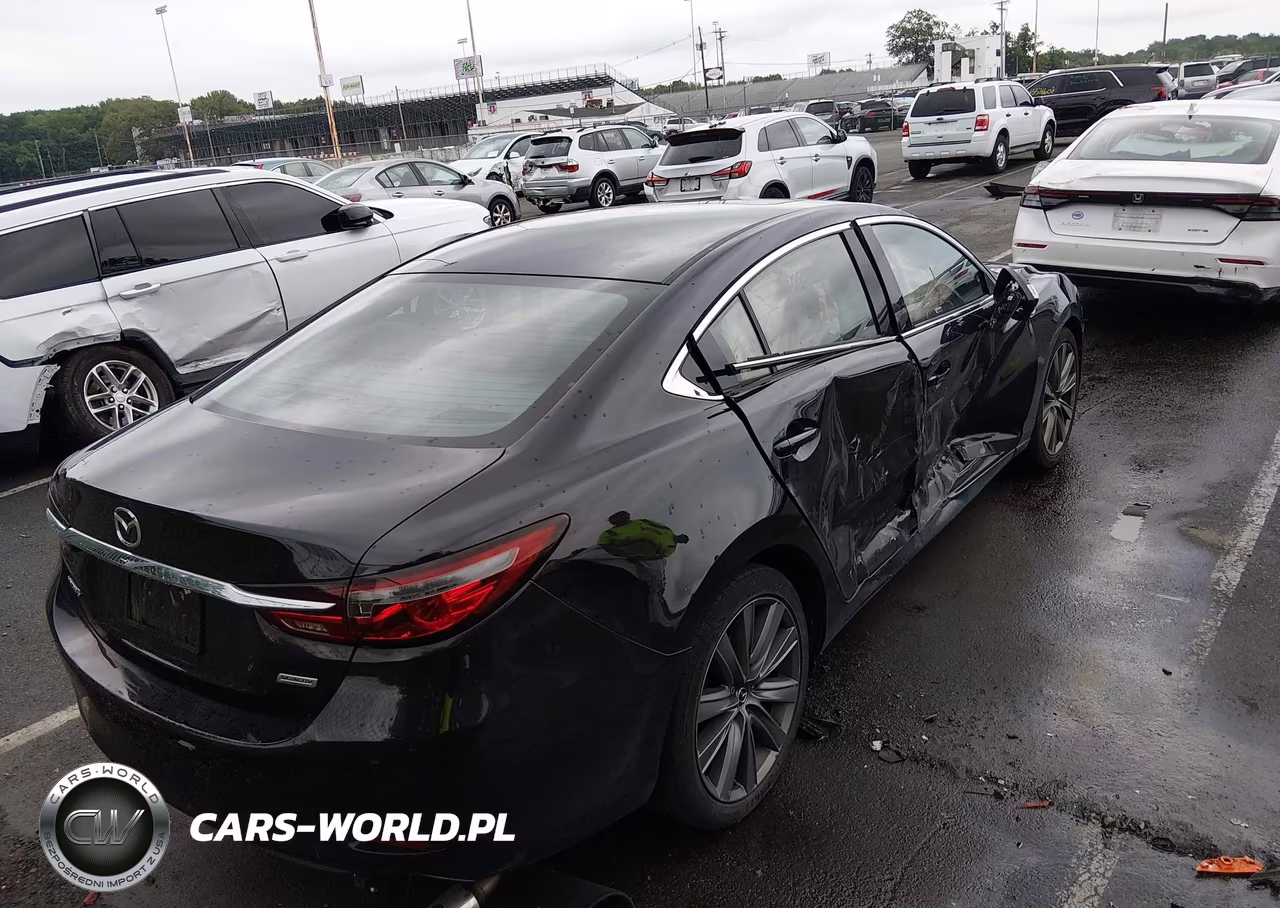 2018 Mazda Mazda6 Touring VIN:JM1GL1VM6J1310852 - 16
