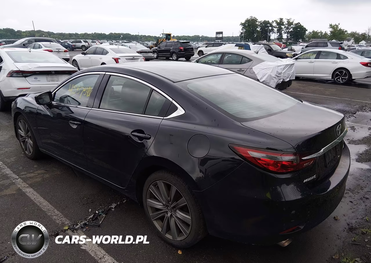 2018 Mazda Mazda6 Touring VIN:JM1GL1VM6J1310852 - 3