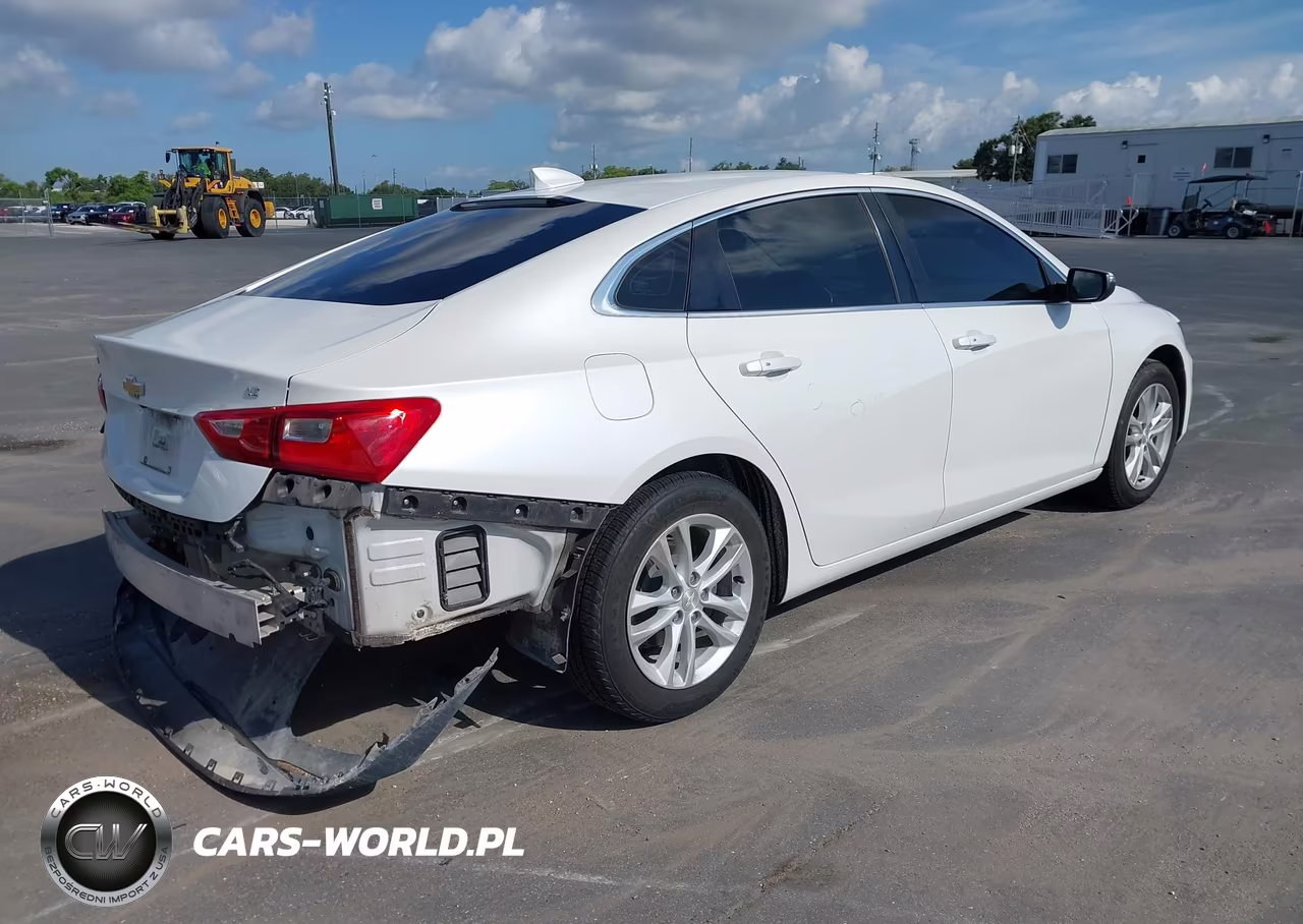 2017 Chevrolet Malibu 1Lt VIN:1G1ZE5ST5HF228347 - 4