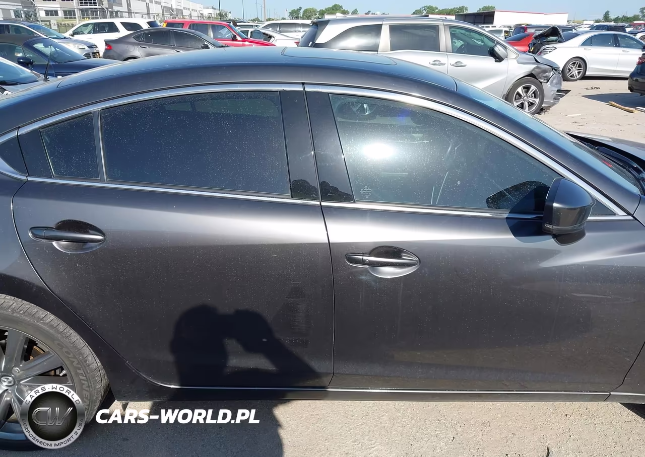 2019 Mazda Mazda6 Touring VIN:JM1GL1VM8K1501108 - 13