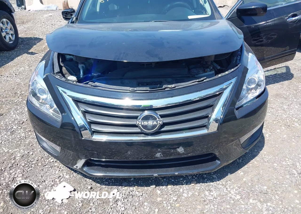 2015 Nissan Altima 2.5 S VIN:1N4AL3AP5FN377871 - 6