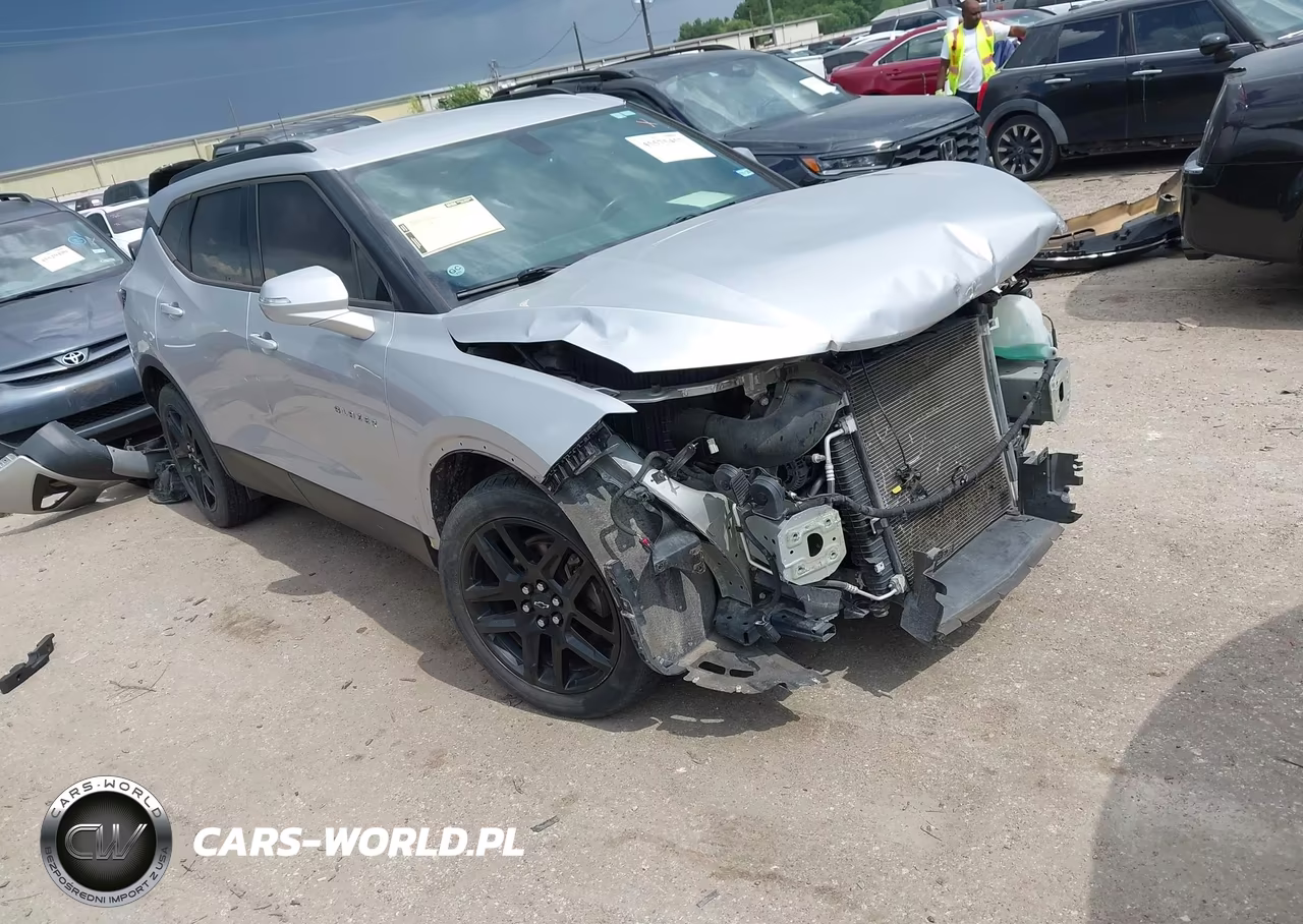 2020 Chevrolet Blazer Fwd 2Lt – zdjęcie 1 z 17