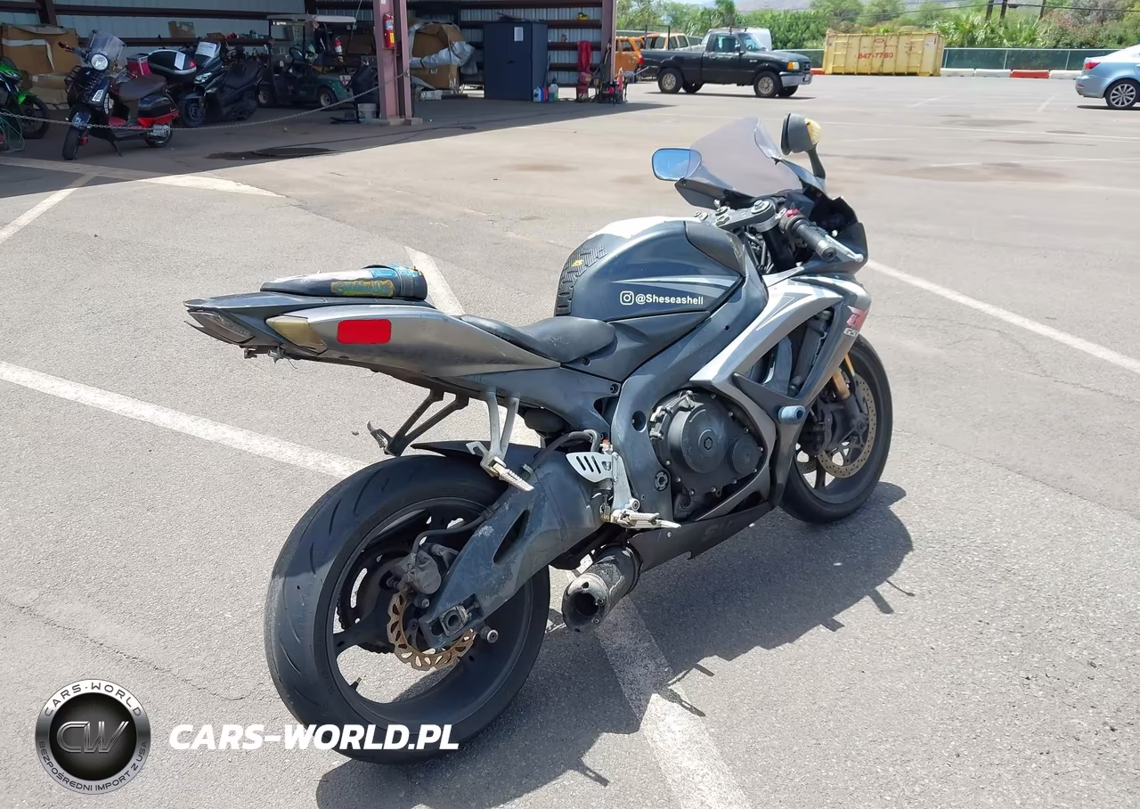 2007 Suzuki Gsx-R750 VIN:JS1GR7KA572103765 - 4