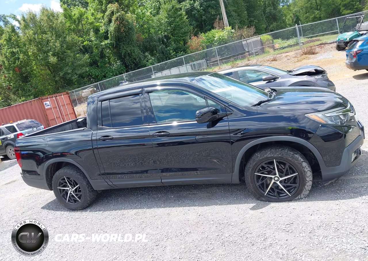 2019 Honda Ridgeline Sport VIN:5FPYK3F1XKB018984 - 14