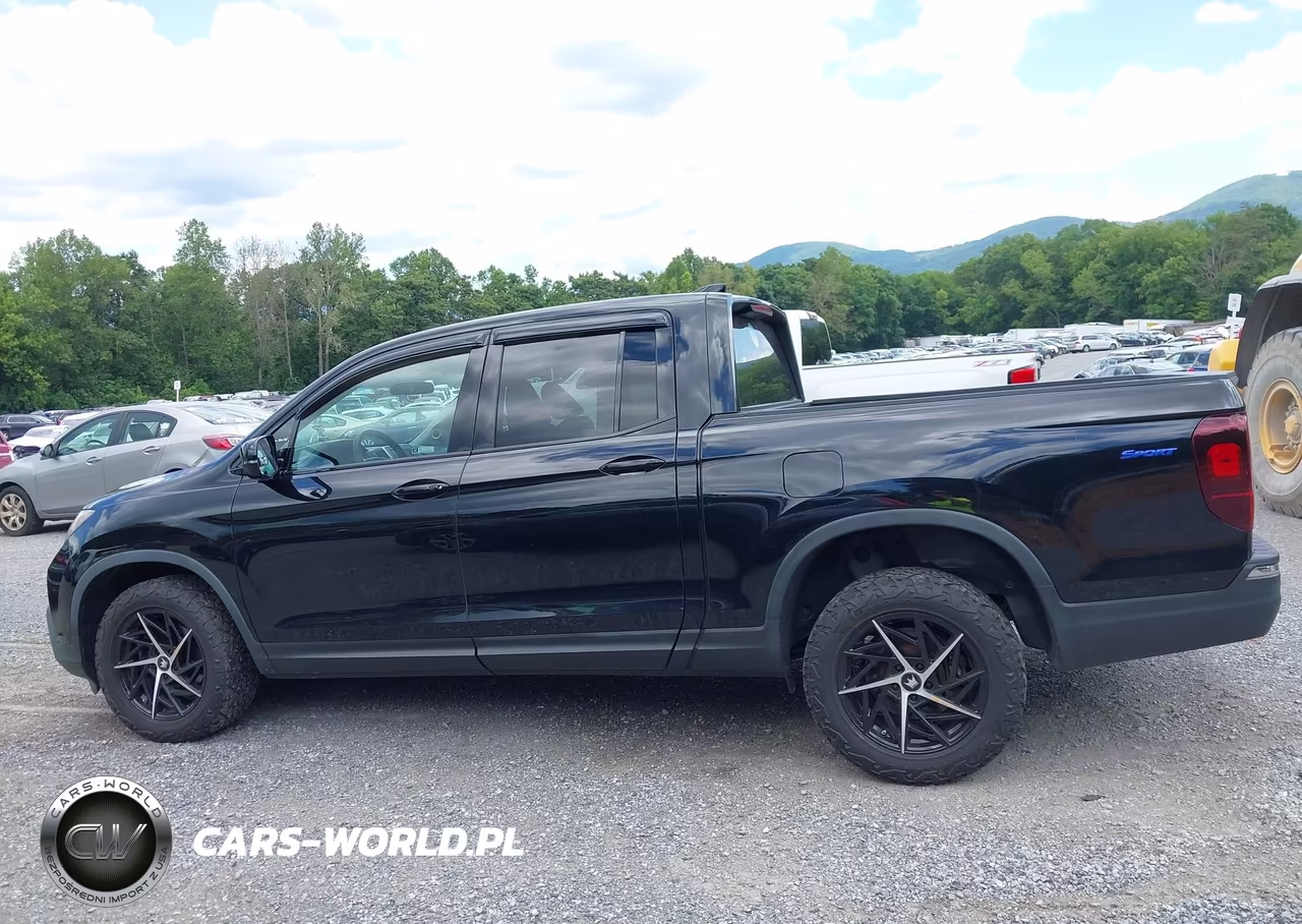 2019 Honda Ridgeline Sport VIN:5FPYK3F1XKB018984 - 15