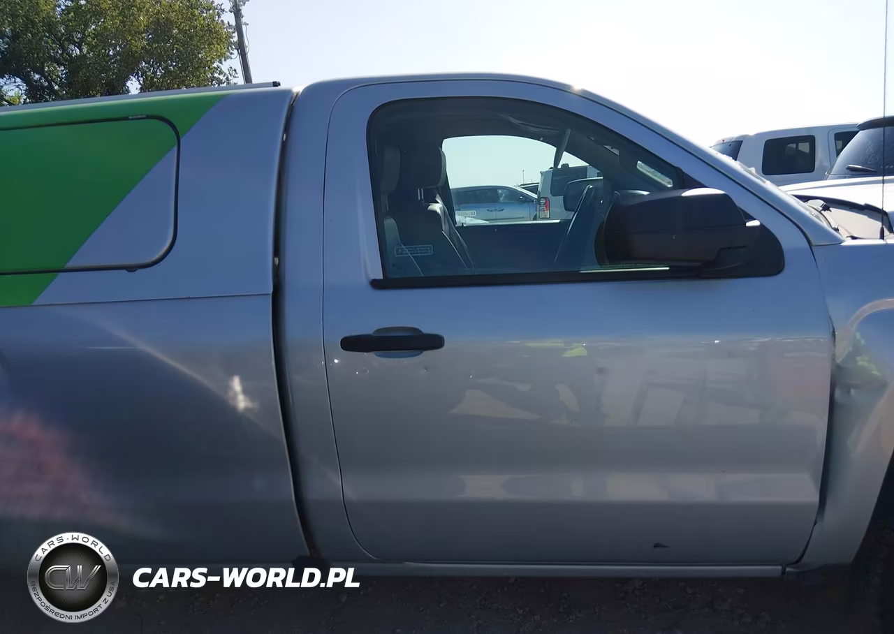 2018 Chevrolet Silverado 1500 Wt VIN:1GCNCNEH7JZ230947 - 13