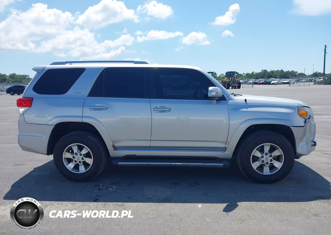 2011 Toyota 4Runner Sr5 V6 VIN:JTEZU5JR6B5021068 - 13