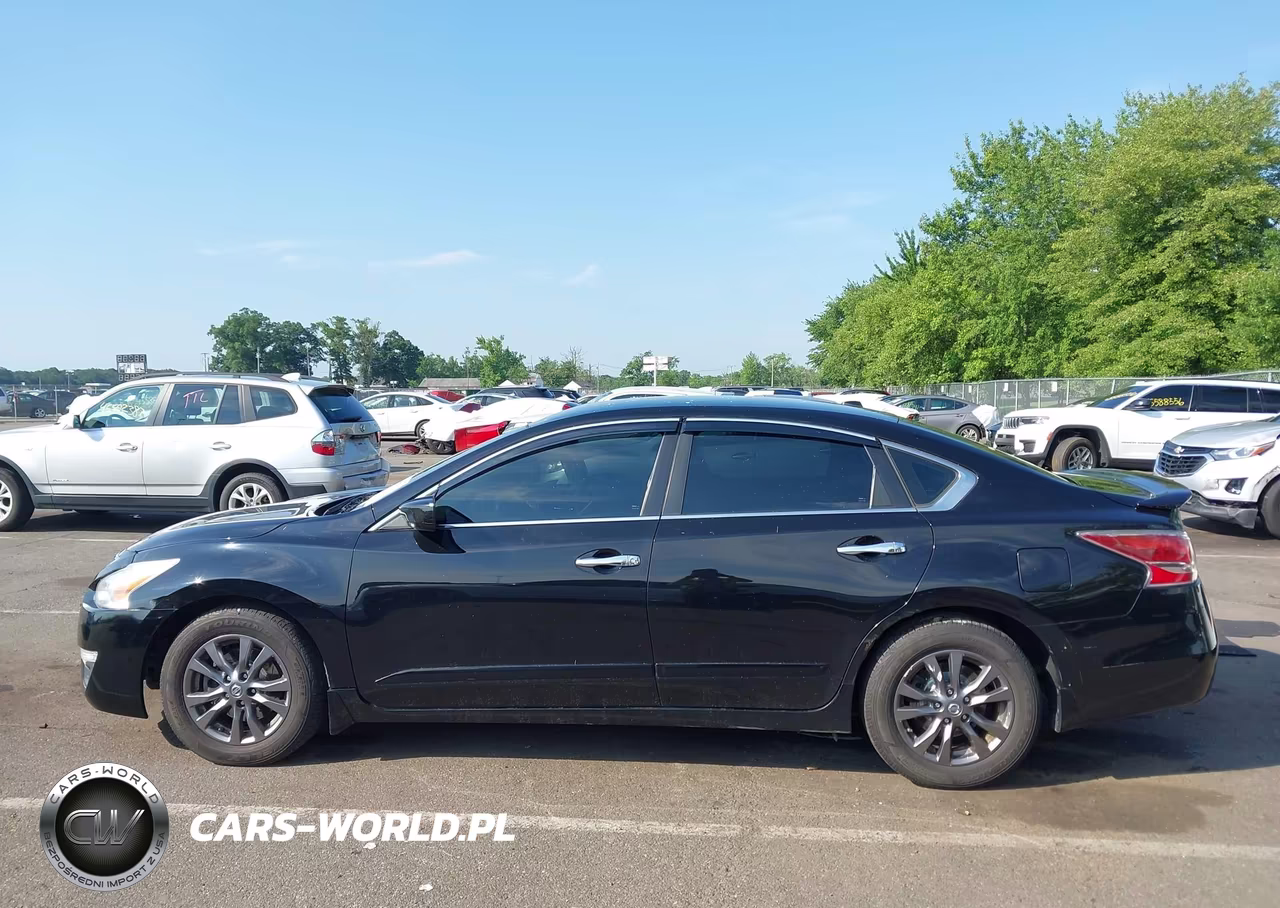 2015 Nissan Altima 2.5 S VIN:1N4AL3AP6FN903666 - 14