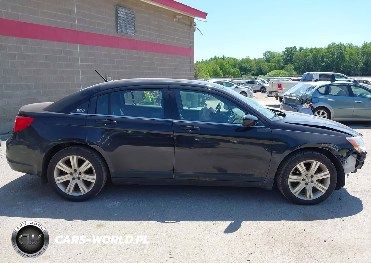 2013 Chrysler 200 Touring VIN:1C3CCBBB7DN543678 - 14