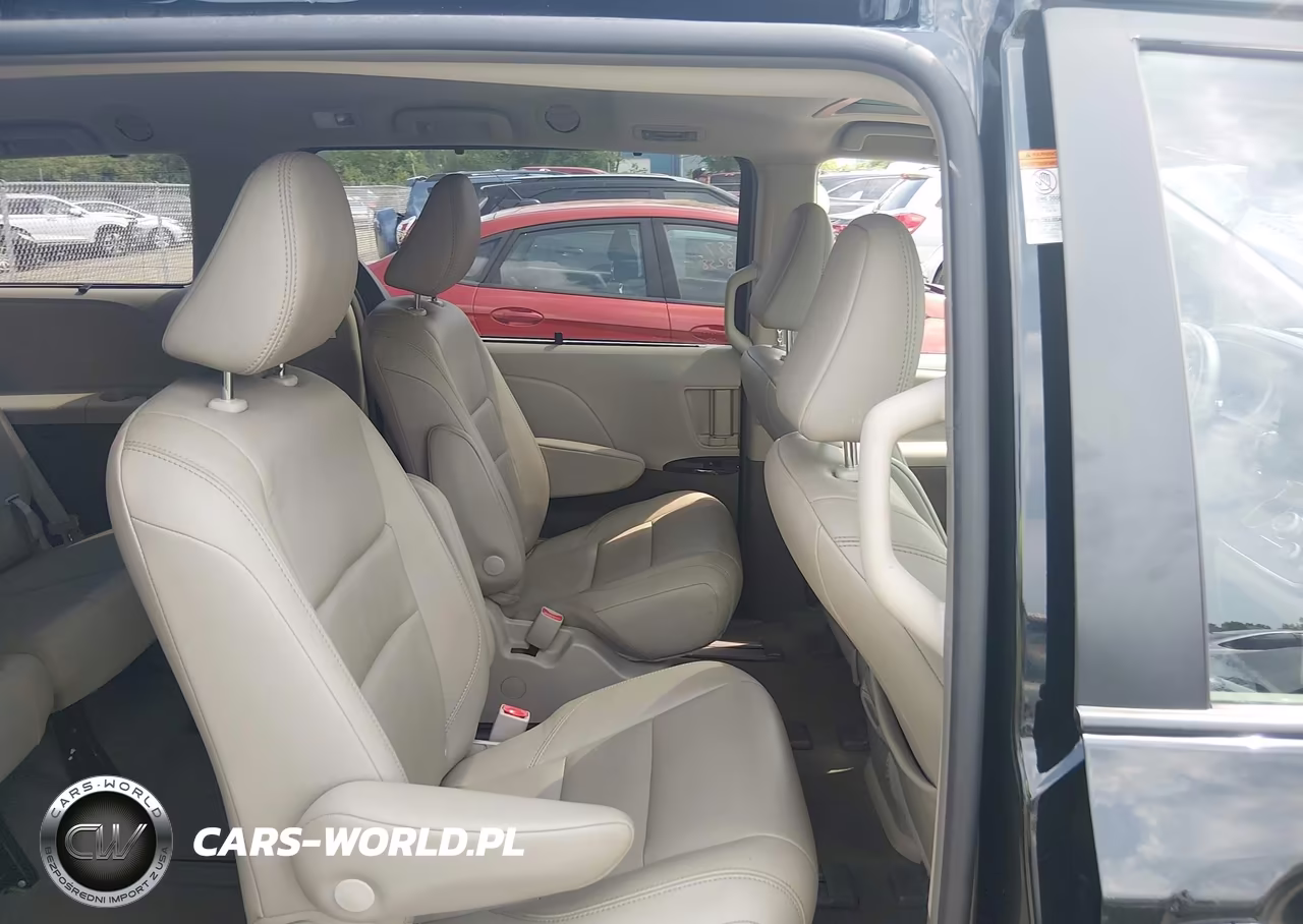 2019 Toyota Sienna Xle 7 Passenger VIN:5TDDZ3DC2KS224948 - 8