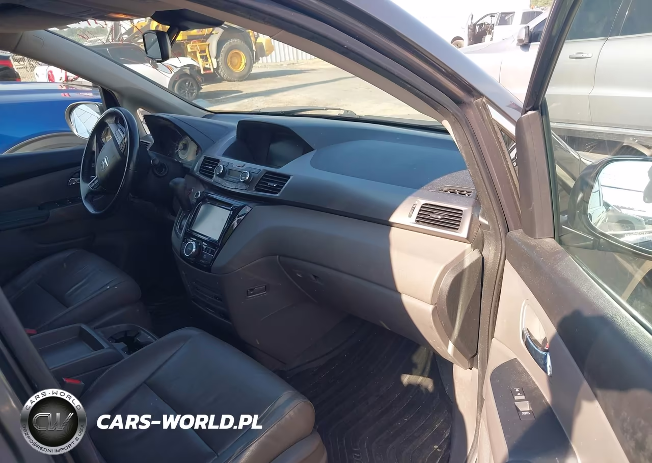 2015 Honda Odyssey Ex-L VIN:5FNRL5H69FB124895 - 5