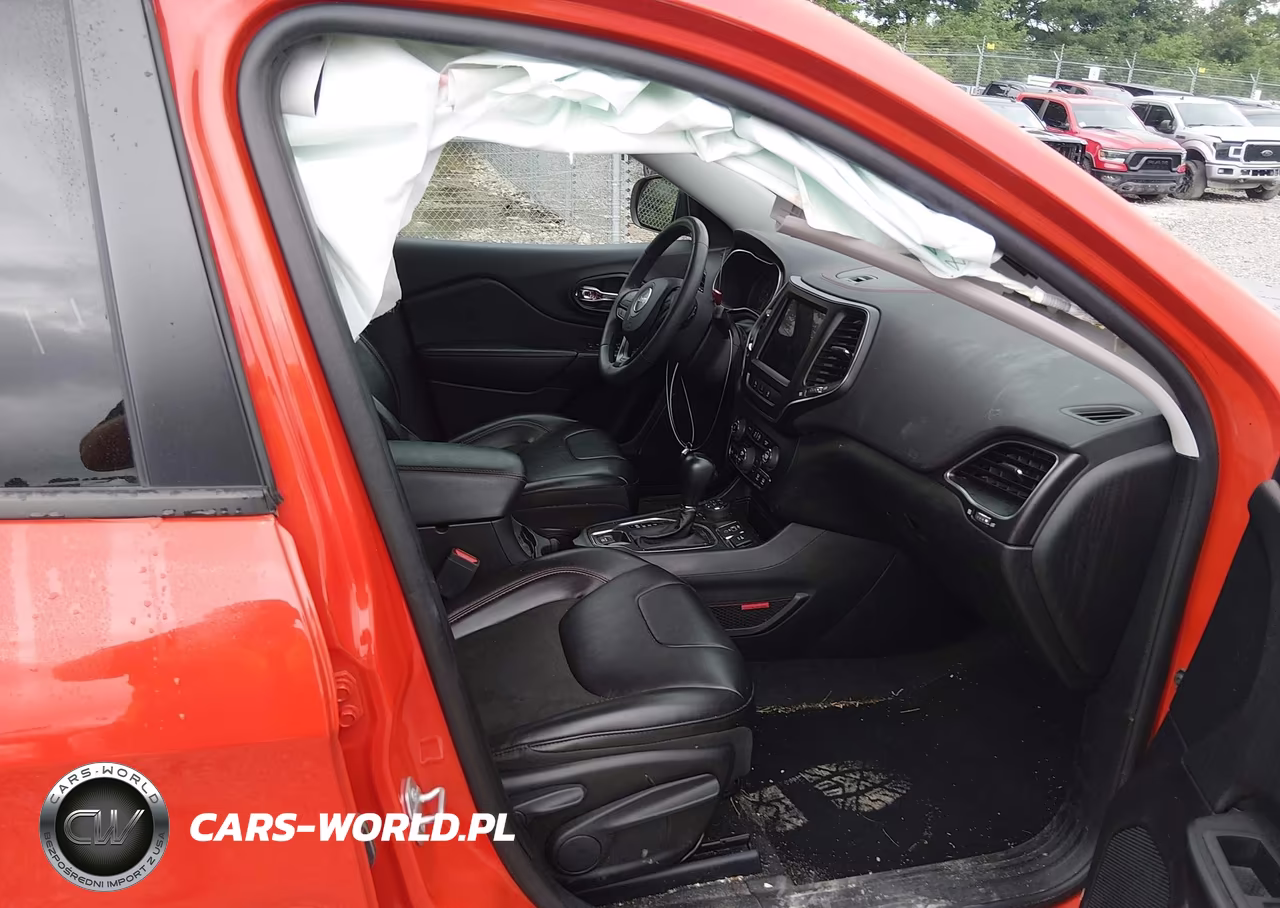 2021 Jeep Cherokee Trailhawk 4X4 VIN:1C4PJMBX1MD230612 - 5