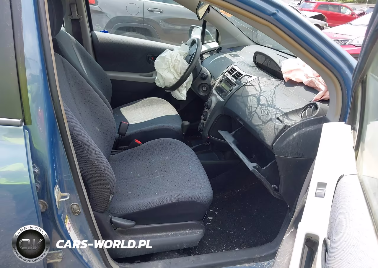 2011 Toyota Yaris Base (A4) VIN:JTDKT4K39B5336816 - 5