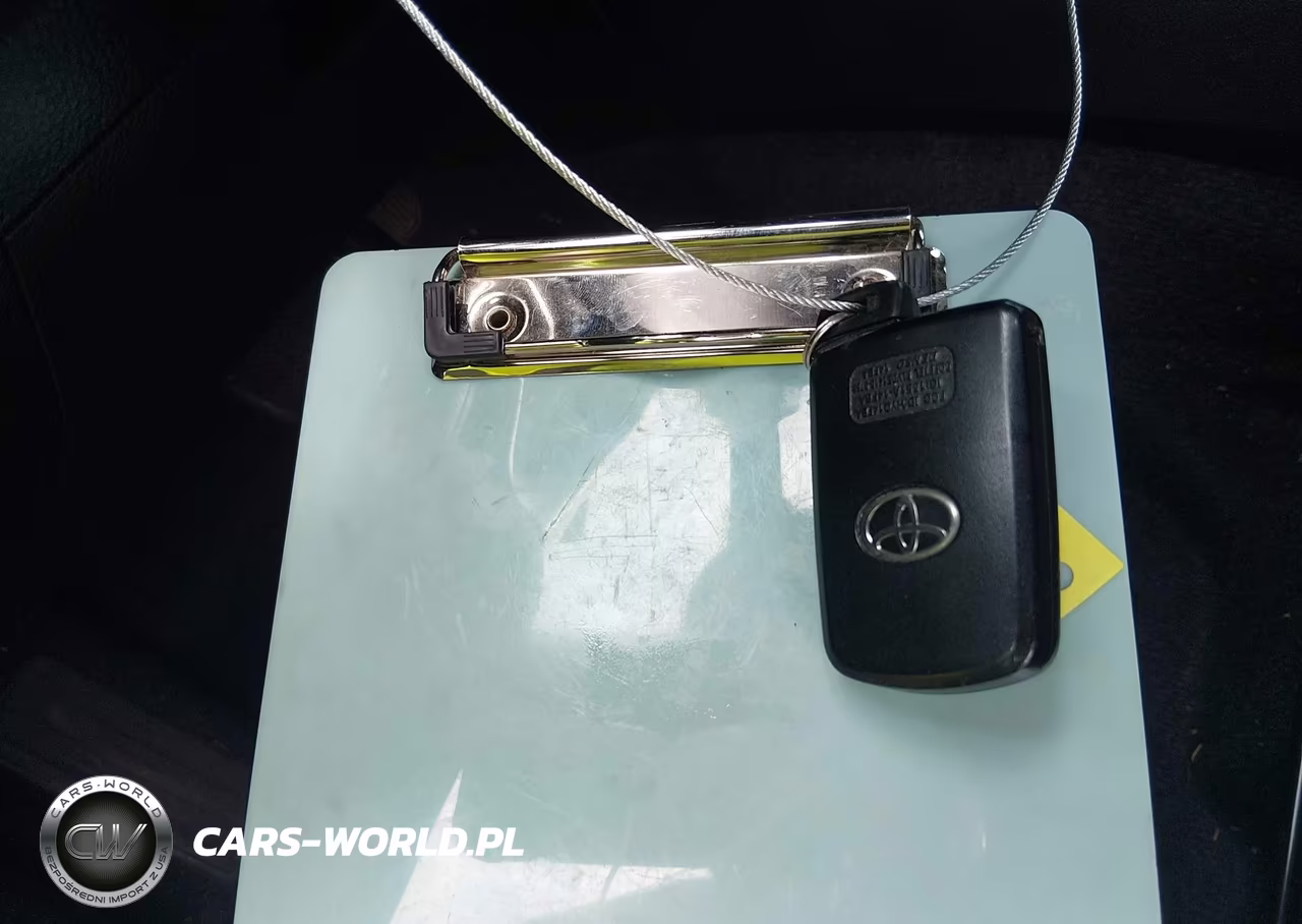 2018 Toyota Rav4 Xle VIN:2T3RFREVXJW844137 - 11