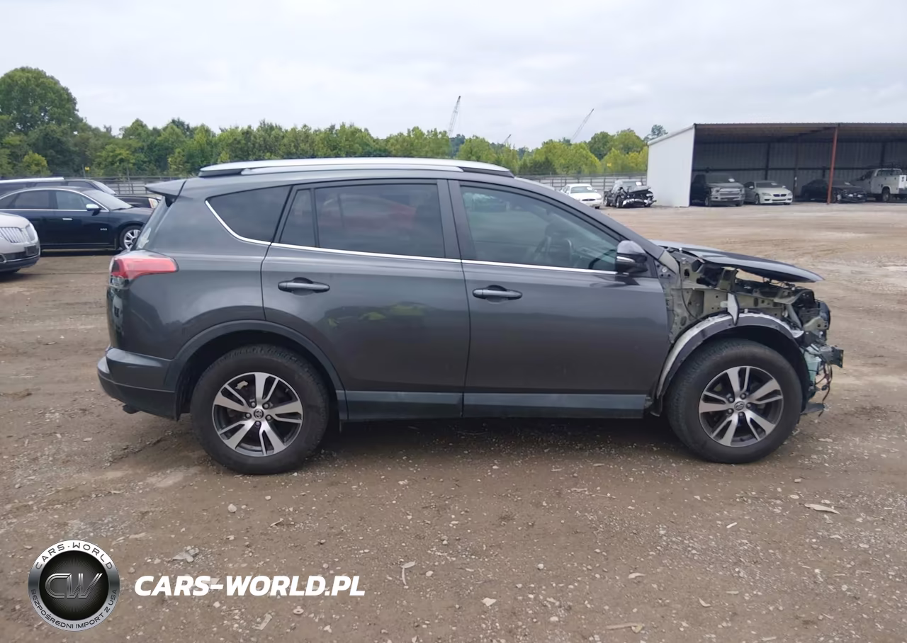 2018 Toyota Rav4 Xle VIN:2T3RFREVXJW844137 - 13