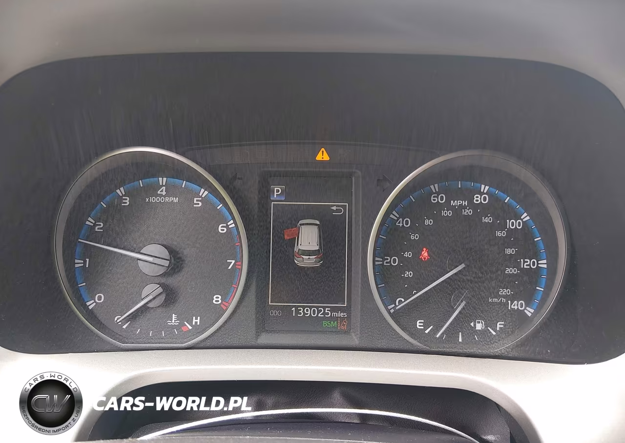 2018 Toyota Rav4 Xle VIN:2T3RFREVXJW844137 - 15