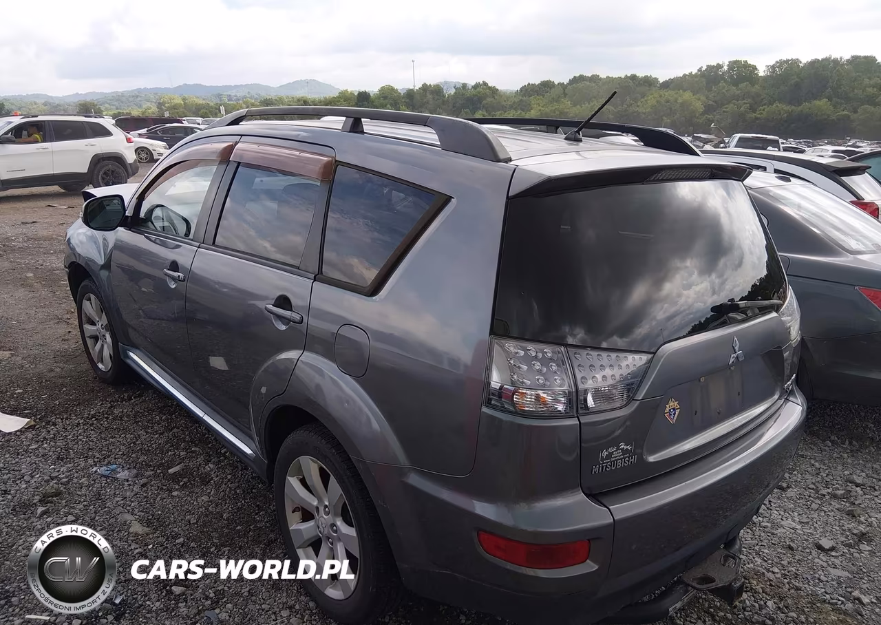 2010 Mitsubishi Outlander Xls VIN:JA4JT4AX1AZ003611 - 3