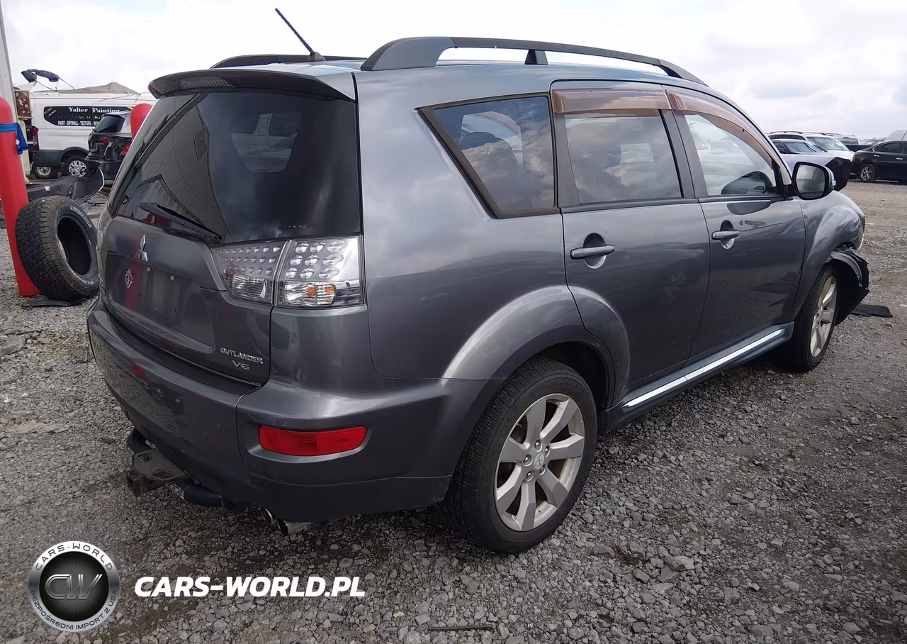 2010 Mitsubishi Outlander Xls VIN:JA4JT4AX1AZ003611 - 4
