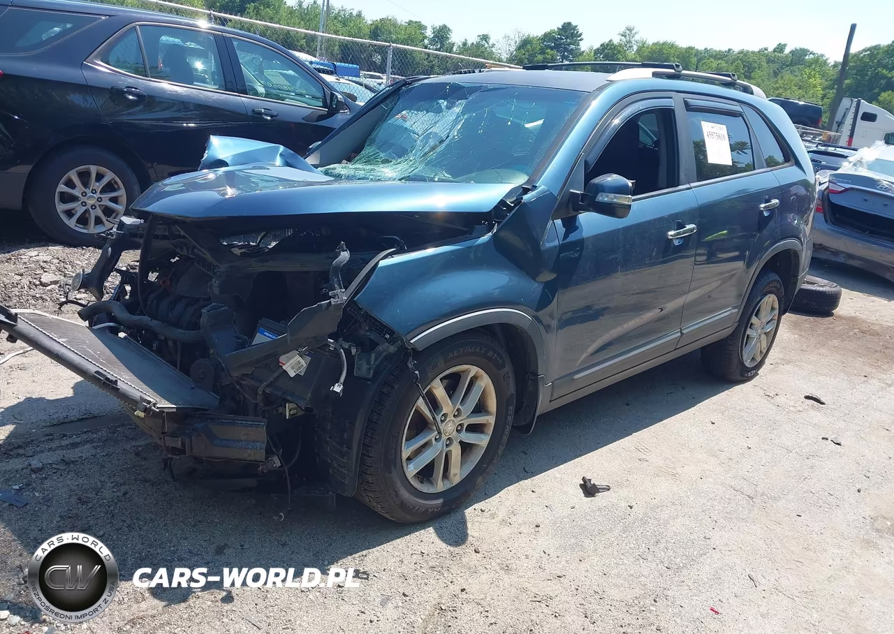 2015 Kia Sorento Lx VIN:5XYKT4A65FG595893 - 2