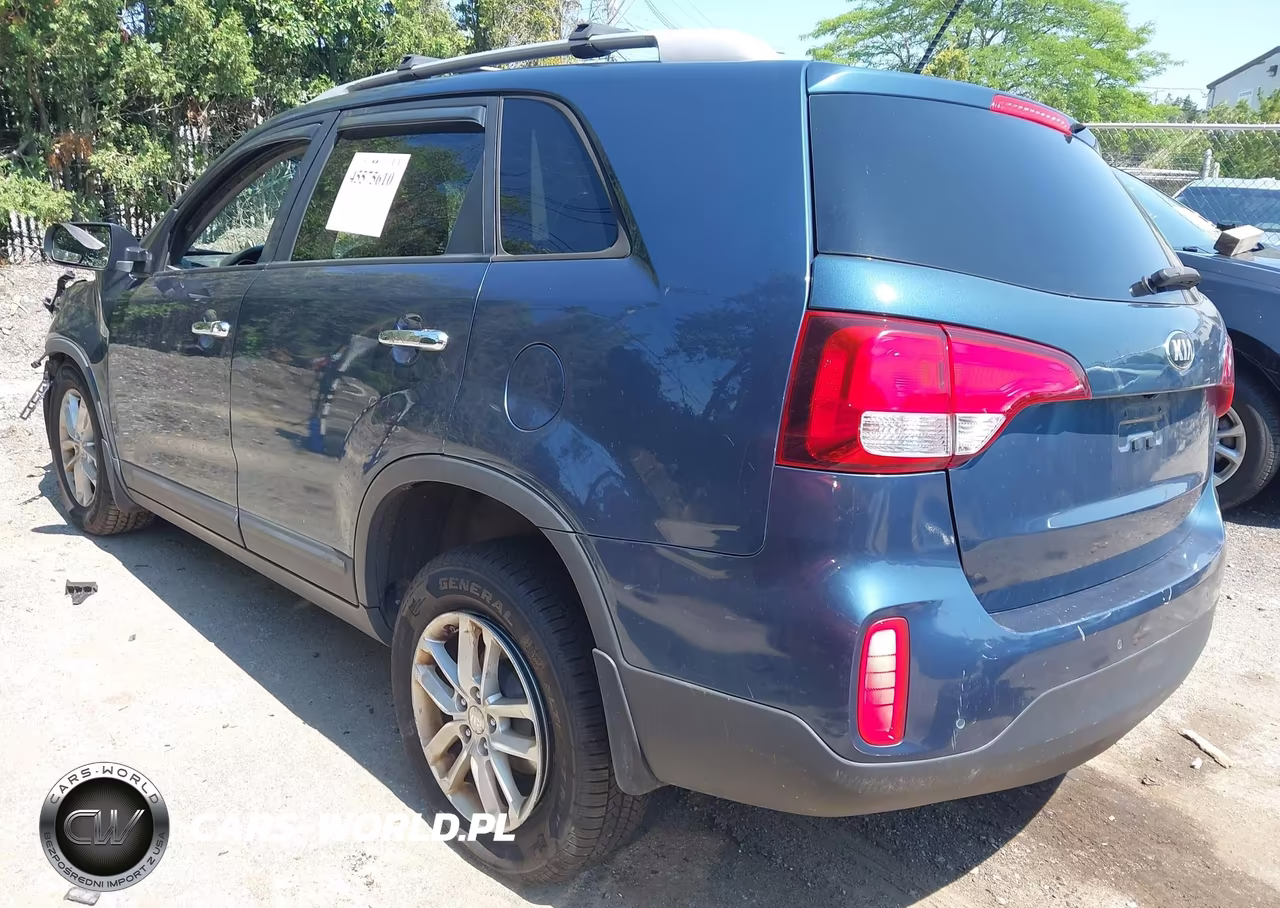 2015 Kia Sorento Lx VIN:5XYKT4A65FG595893 - 3