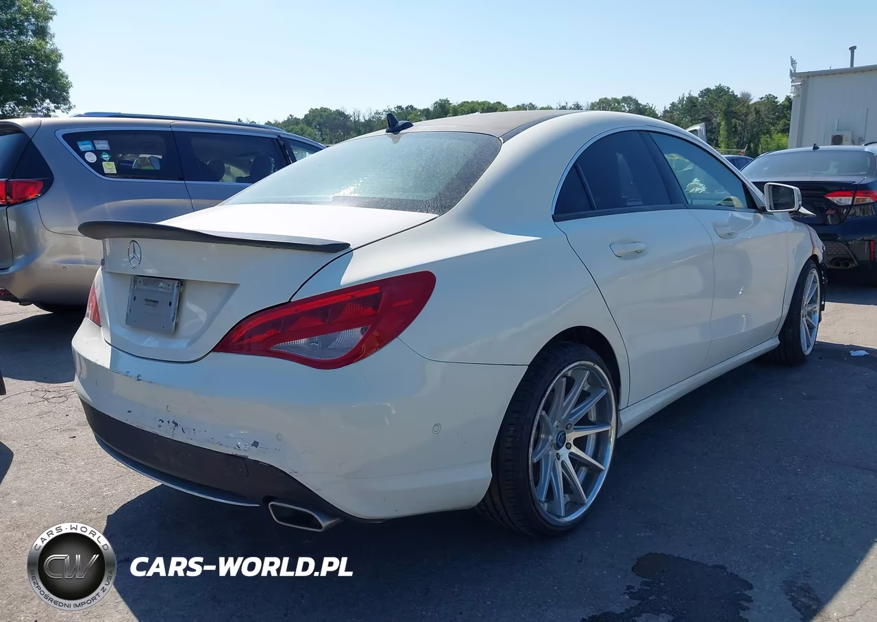 2014 Mercedes-Benz Cla 250 VIN:WDDSJ4EB6EN052627 - 4