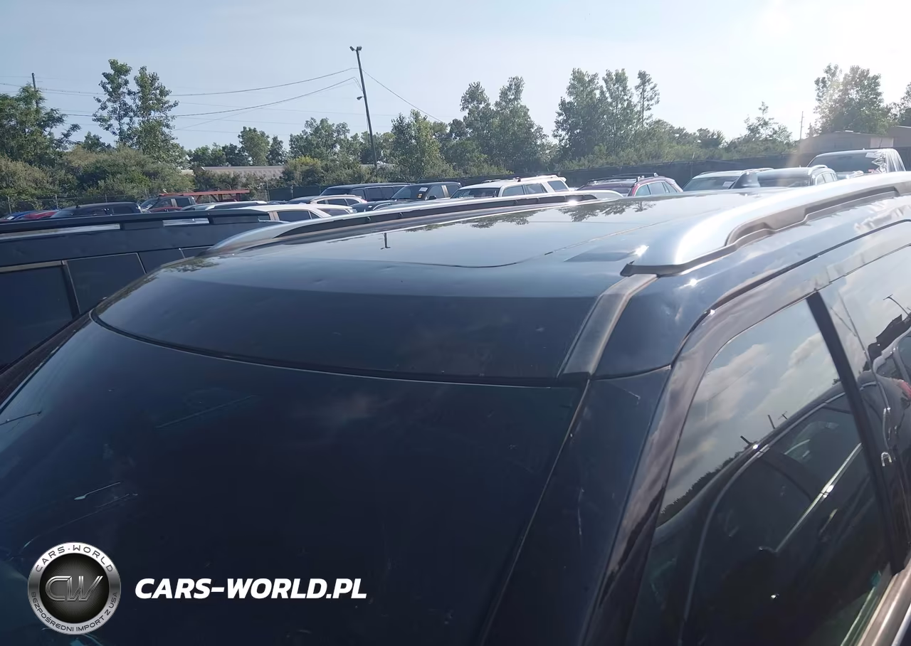 2017 Ford Explorer Platinum VIN:1FM5K8HT9HGC03836 - 17