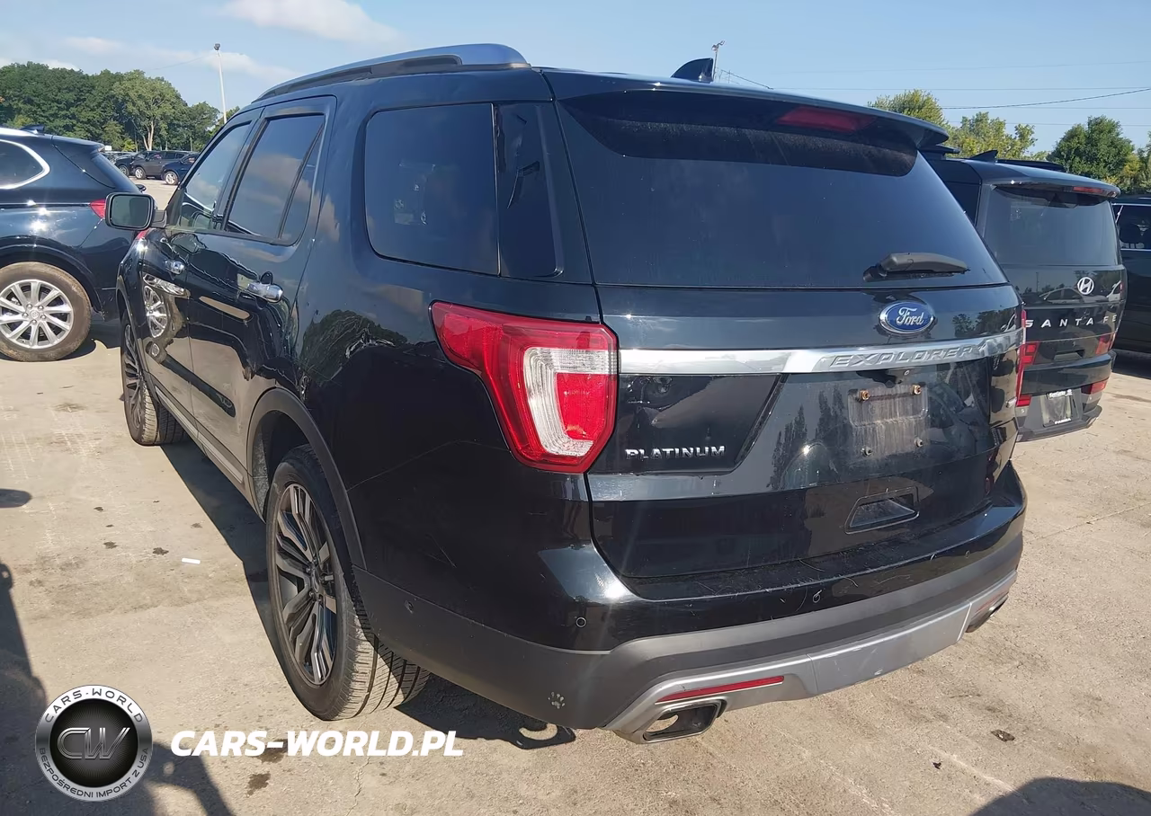 2017 Ford Explorer Platinum VIN:1FM5K8HT9HGC03836 - 3