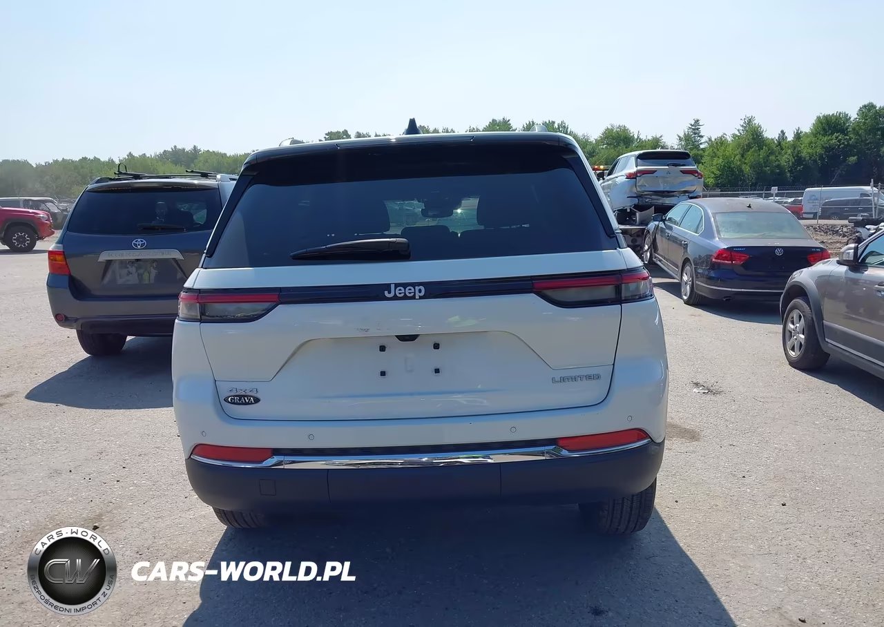 2024 Jeep Grand Cherokee Limited 4X4 VIN:1C4RJHBG0RC262044 - 16