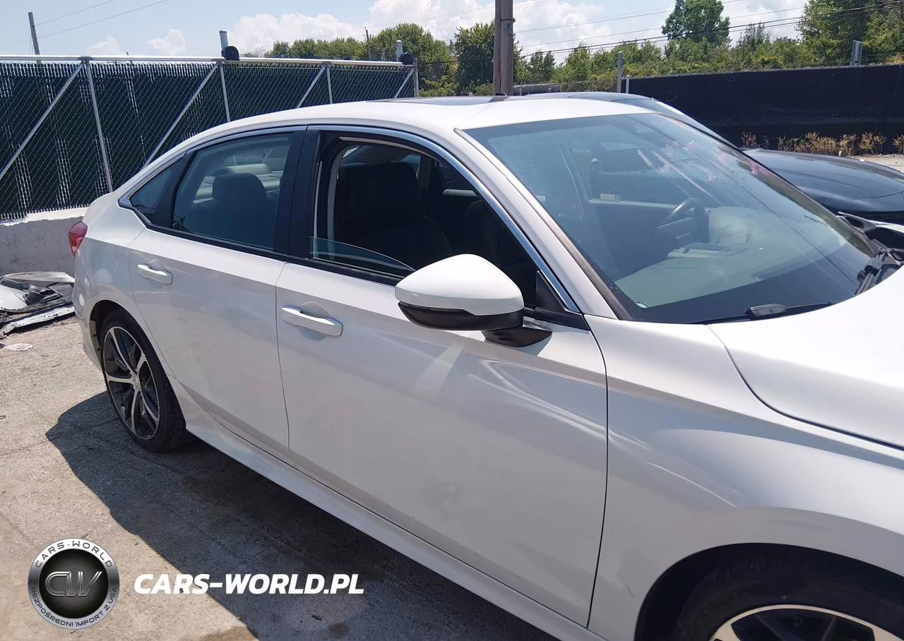 2024 Honda Civic Touring VIN:2HGFE1F9XRH303160 - 13