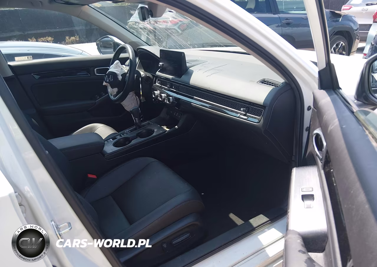 2024 Honda Civic Touring VIN:2HGFE1F9XRH303160 - 5