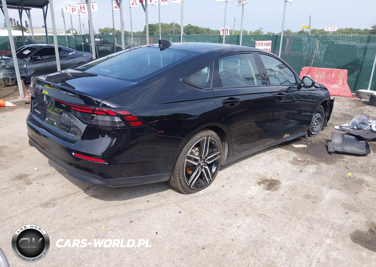 2025 Honda Accord Se VIN:1HGCY1F4XSA062008 - 4