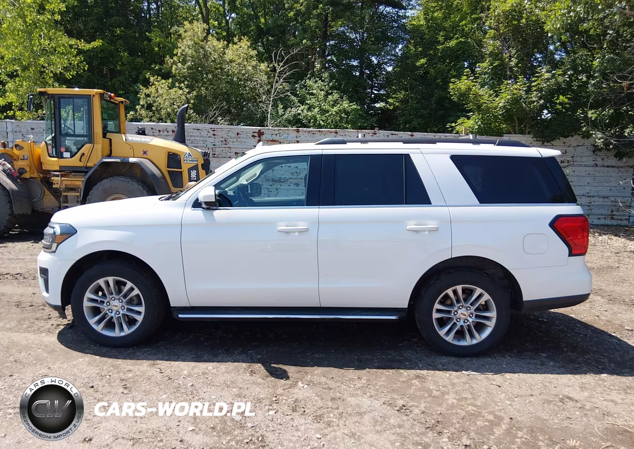 2023 Ford Expedition Xlt VIN:1FMJU1J81PEA41300 - 14