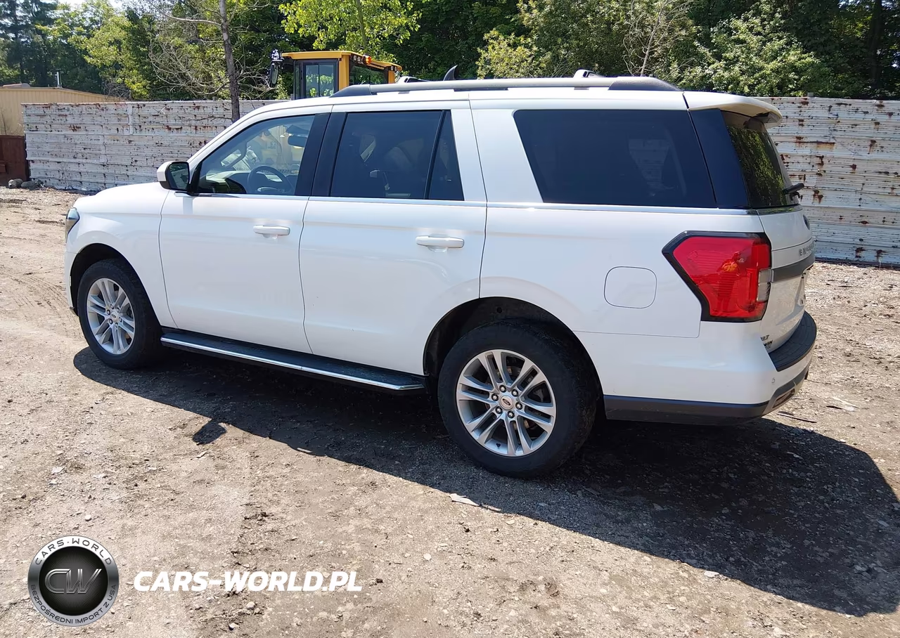 2023 Ford Expedition Xlt VIN:1FMJU1J81PEA41300 - 3