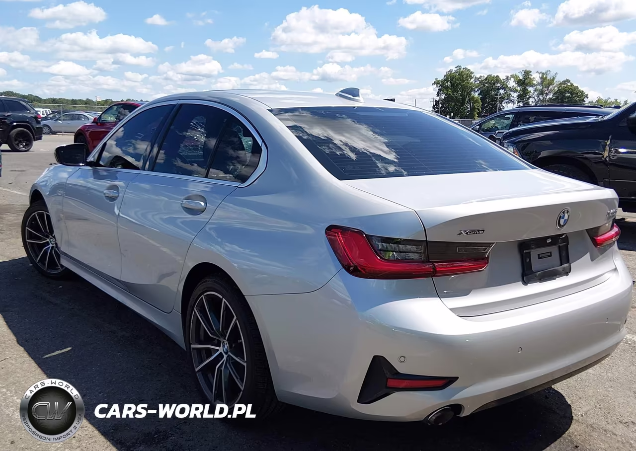 2019 BMW 330I xDrive VIN:WBA5R7C53KFH28861 - 3