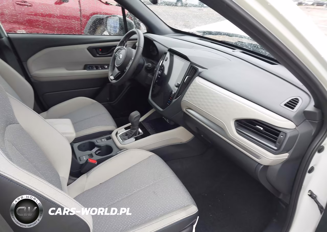 2025 Subaru Forester Premium VIN:JF2SLDDC8SH525311 - 5