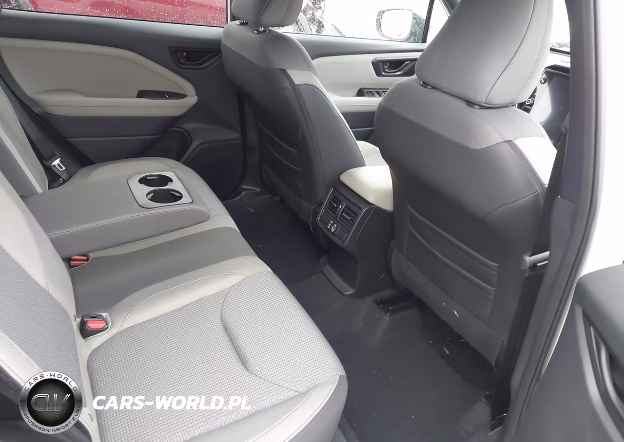 2025 Subaru Forester Premium VIN:JF2SLDDC8SH525311 - 8