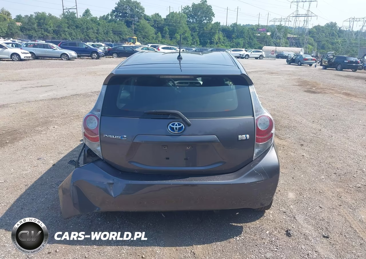 2012 Toyota Prius C Two VIN:JTDKDTB36C1023562 - 16