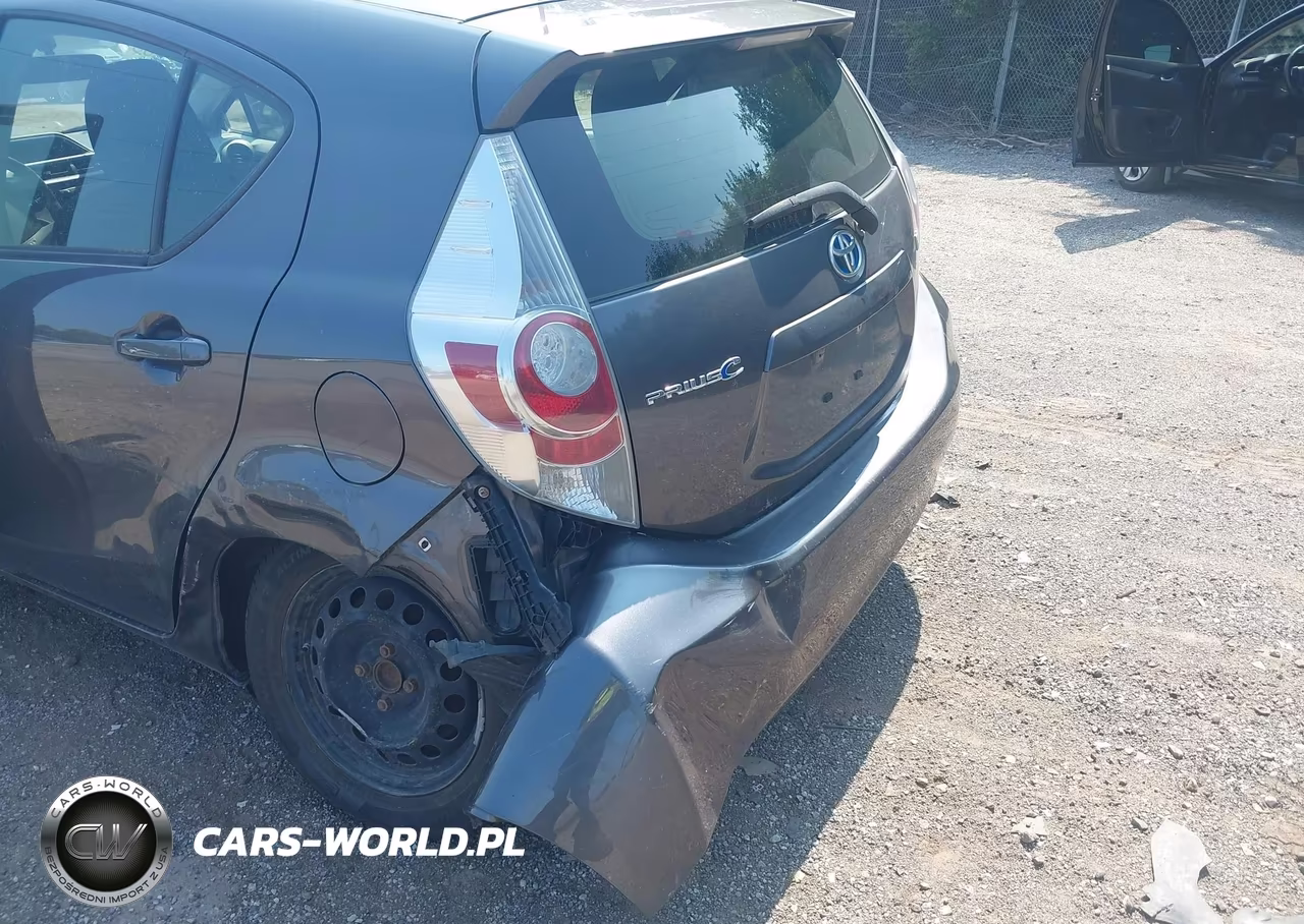 2012 Toyota Prius C Two VIN:JTDKDTB36C1023562 - 6